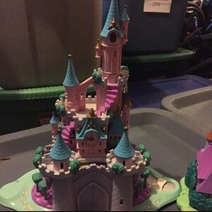 Polly Pocket Cinderella castle